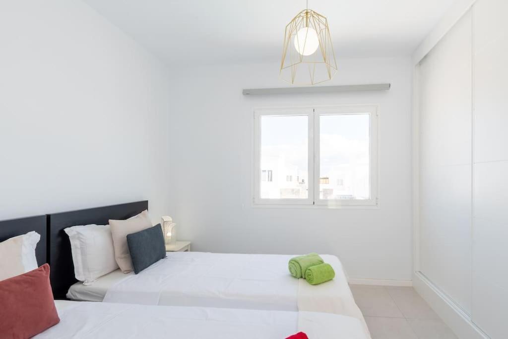 Casa Lolalo - Modern Villa With Pool, 15Min Walk To Marina Rubicon Плая Бланка Екстериор снимка